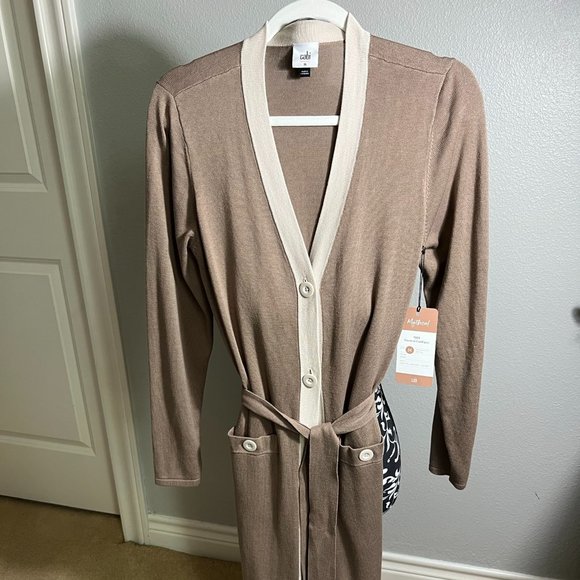 CAbi Sweaters - Cabi Spring 2022 - Genteel Cardigan